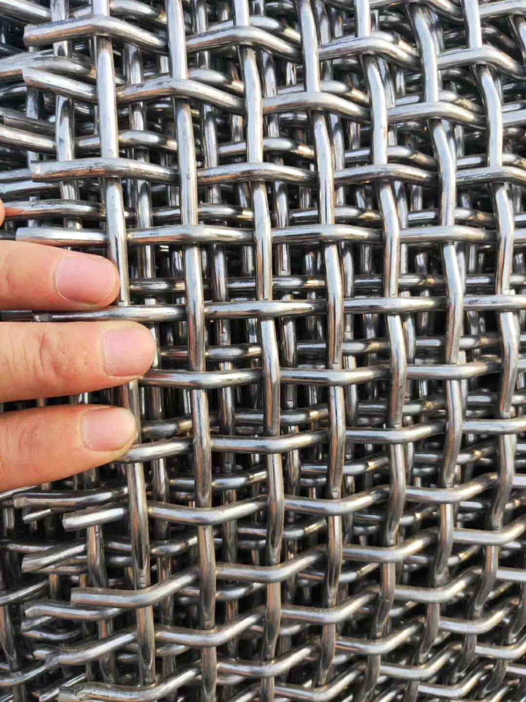滨州市凯王筛网厂生产65锰钢筛网