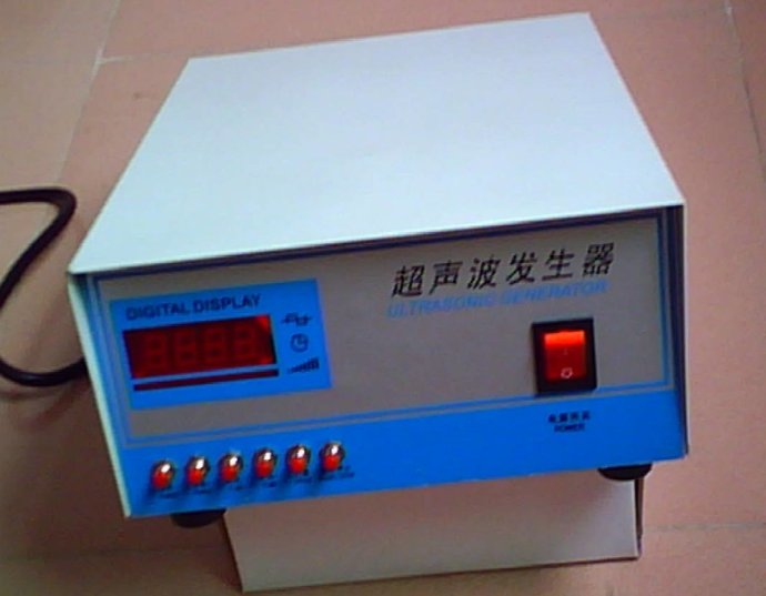  超声波旋振筛发生器