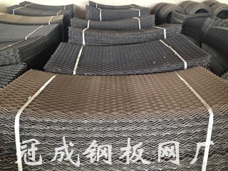特价供应钢板网