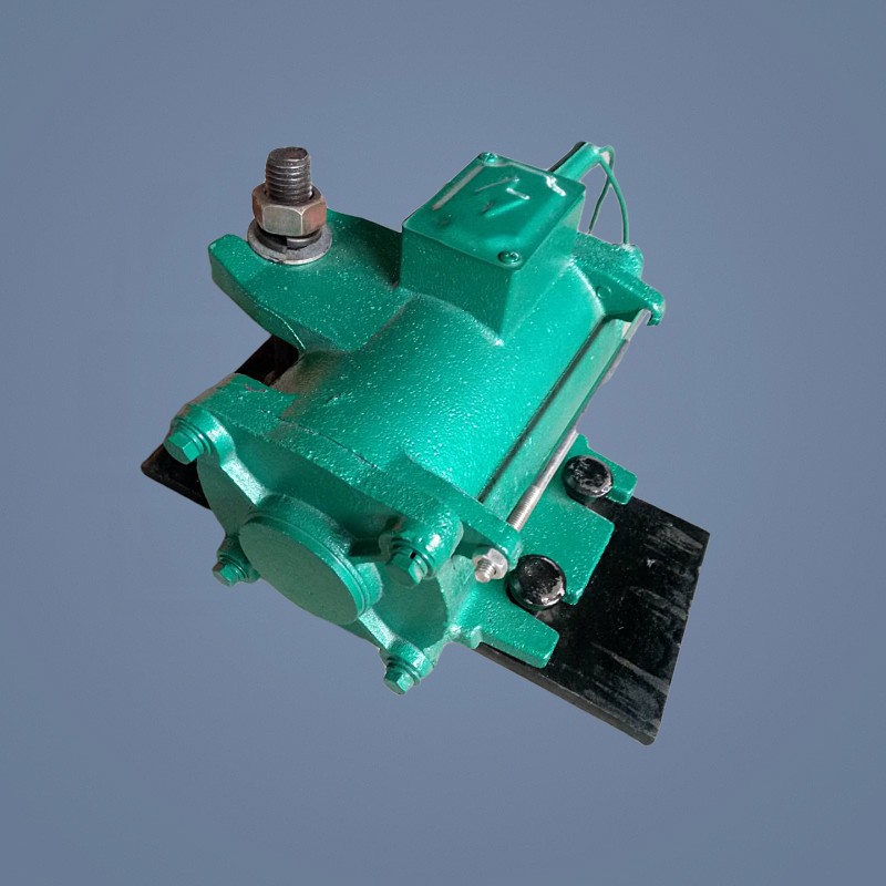 ZF75-150附着式高频振动器1.5/2.2W预制梁变频振动器高频控制柜配