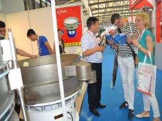 新乡市嘉鸿机械携超声波旋振筛等设备参加2016上海食品加工技术与装备展