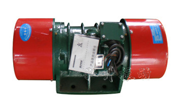 供应ZW-100-4振动电机型号价格