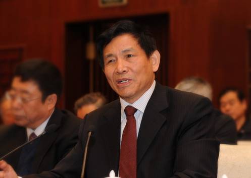 中国建筑材料联合会会长乔龙德讲话