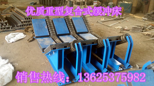 优质复合式缓冲床中图_副本.jpg