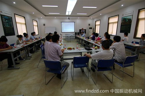 中国瑞林专家组与南昌矿机技术交流会议召开
