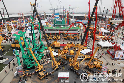 柳工直面挖掘机行业洗牌 进军破碎筛分市场
