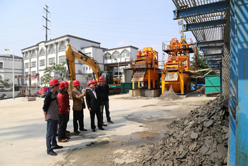 常州市武进区水务局至三川德青工程机械清淤项目工地及污泥固化现场考察指导
