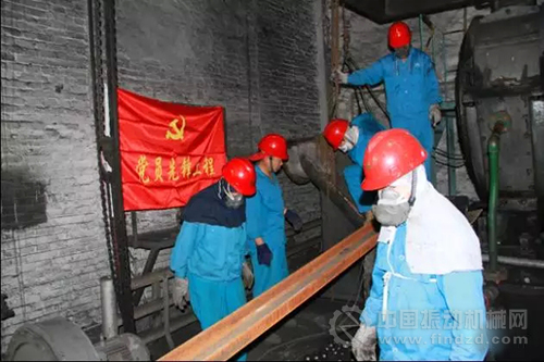 扒装钢球项目有序进行