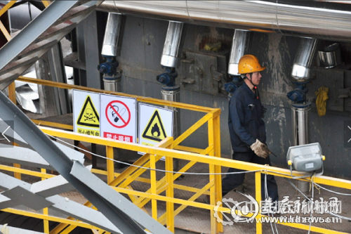 冷钢炼铁厂烧结矿振动筛小改造收获大产量