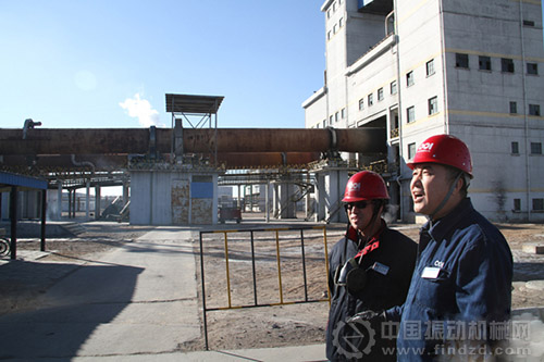 王琨和兰志学两名技术工人