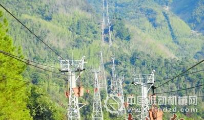 崇山峻岭间,大宝山人不畏艰险,架起了两条架空运矿索道