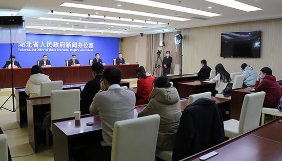 湖北省日前举办扫黑除恶专项斗争典型案例办理情况(第三场)新闻发布会,介绍扫黑除恶专项斗争典型案例办理情况。