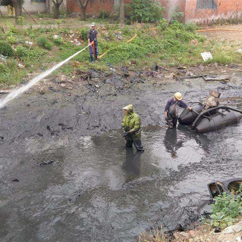 清淤现场1.jpg