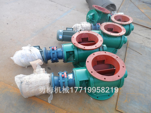 SAM_5588_副本字.jpg