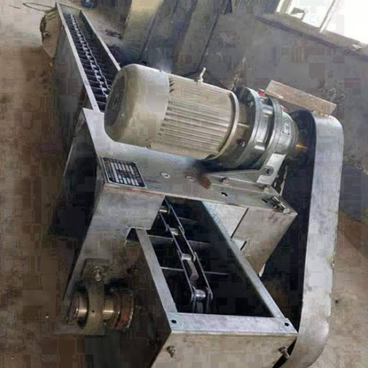 751.jpg